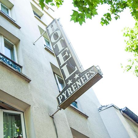 Hotel Des Pyrenees - Entre Bastille Et Nation Parijs Buitenkant foto