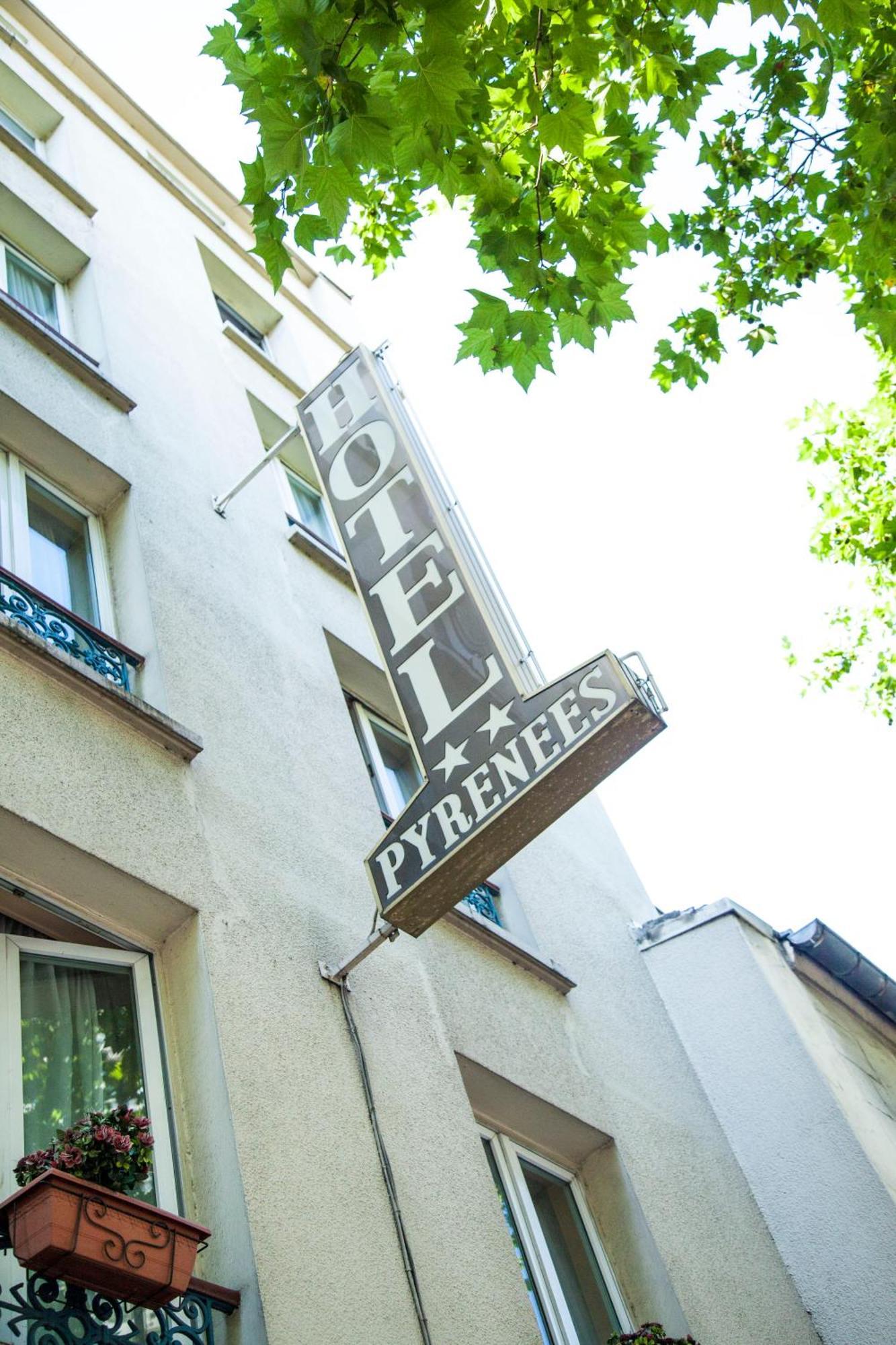Hotel Des Pyrenees - Entre Bastille Et Nation Parijs Buitenkant foto